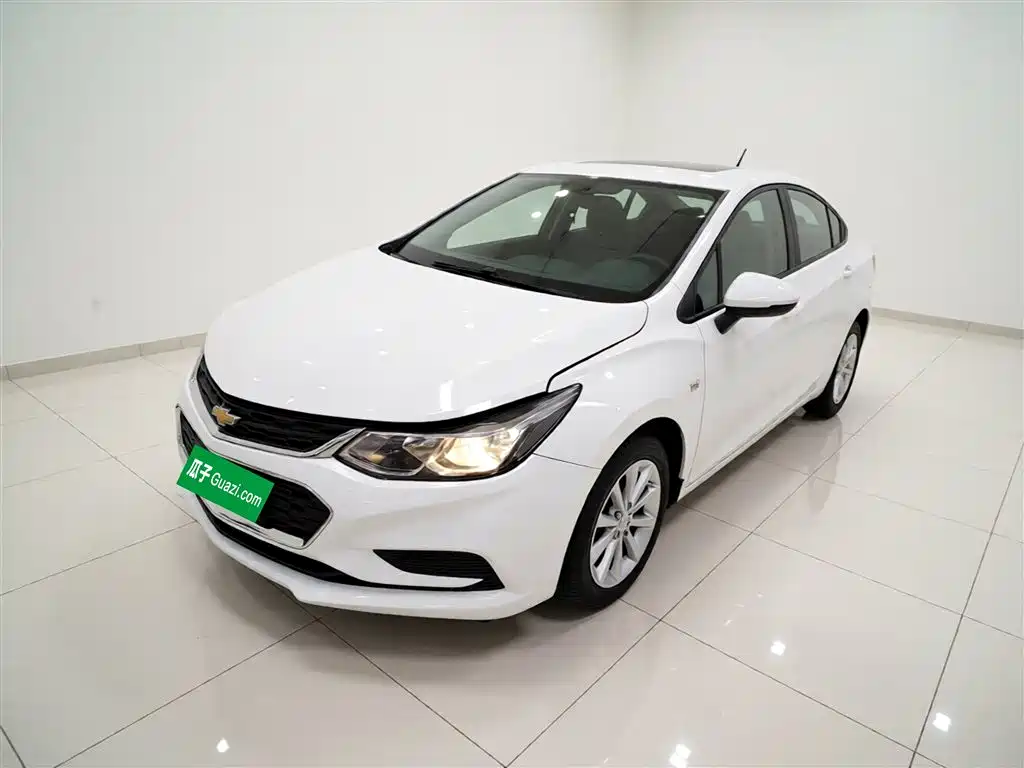Chevrolet Cruze 2017 1.5L Automatic Pioneer Sunroof