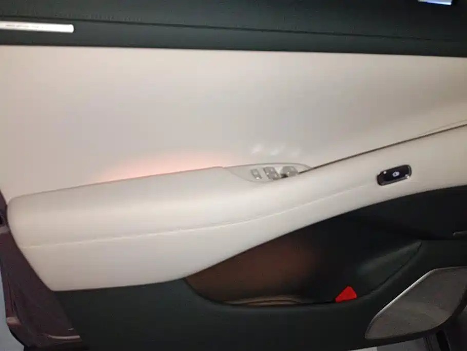 XIAOMI CAR XIAOMI YU7