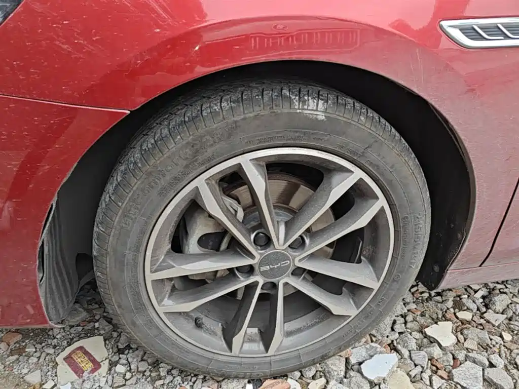 BYD Qin Pro 2019 Super Power Edition 1.5TI Automatic Smart Connection Flagship Type China VI фото 23