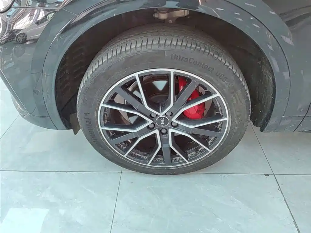Audi Q5L 2024 Model 45 TFSI Luxury Dynamic фото 23