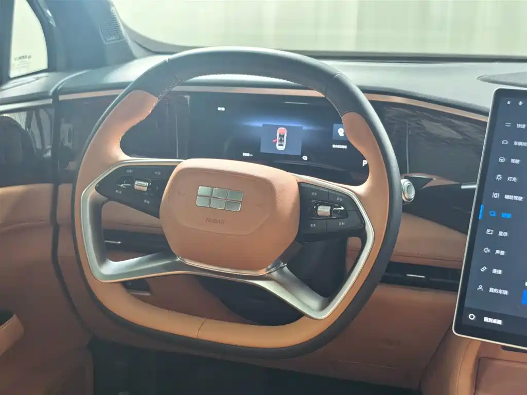 GEELY GALAXY GALAXY L7