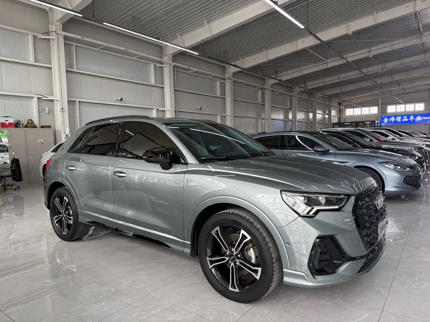 Audi Q3 2023 35 TFSI Fashion Dynamic (1.4T) фото 3