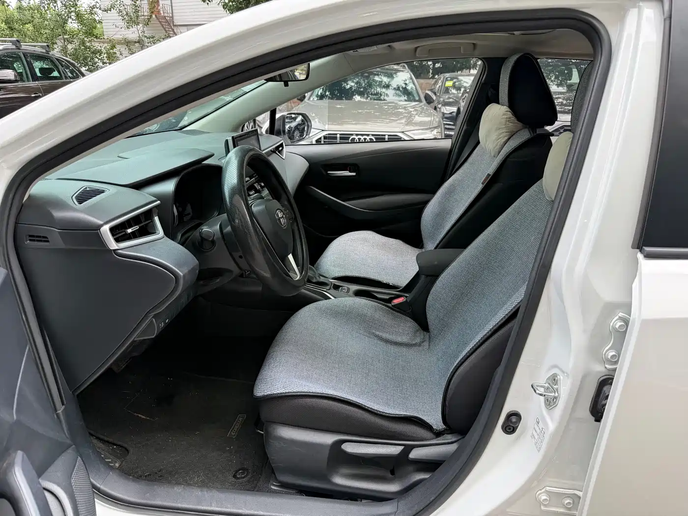 Toyota Corolla 2019 1.2T S-CVT GL-i Elite Edition фото 3