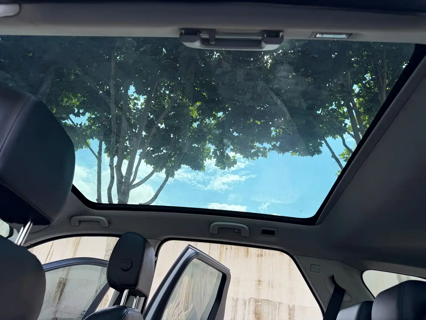 Фото 21 - Land Rover Discovery Sport