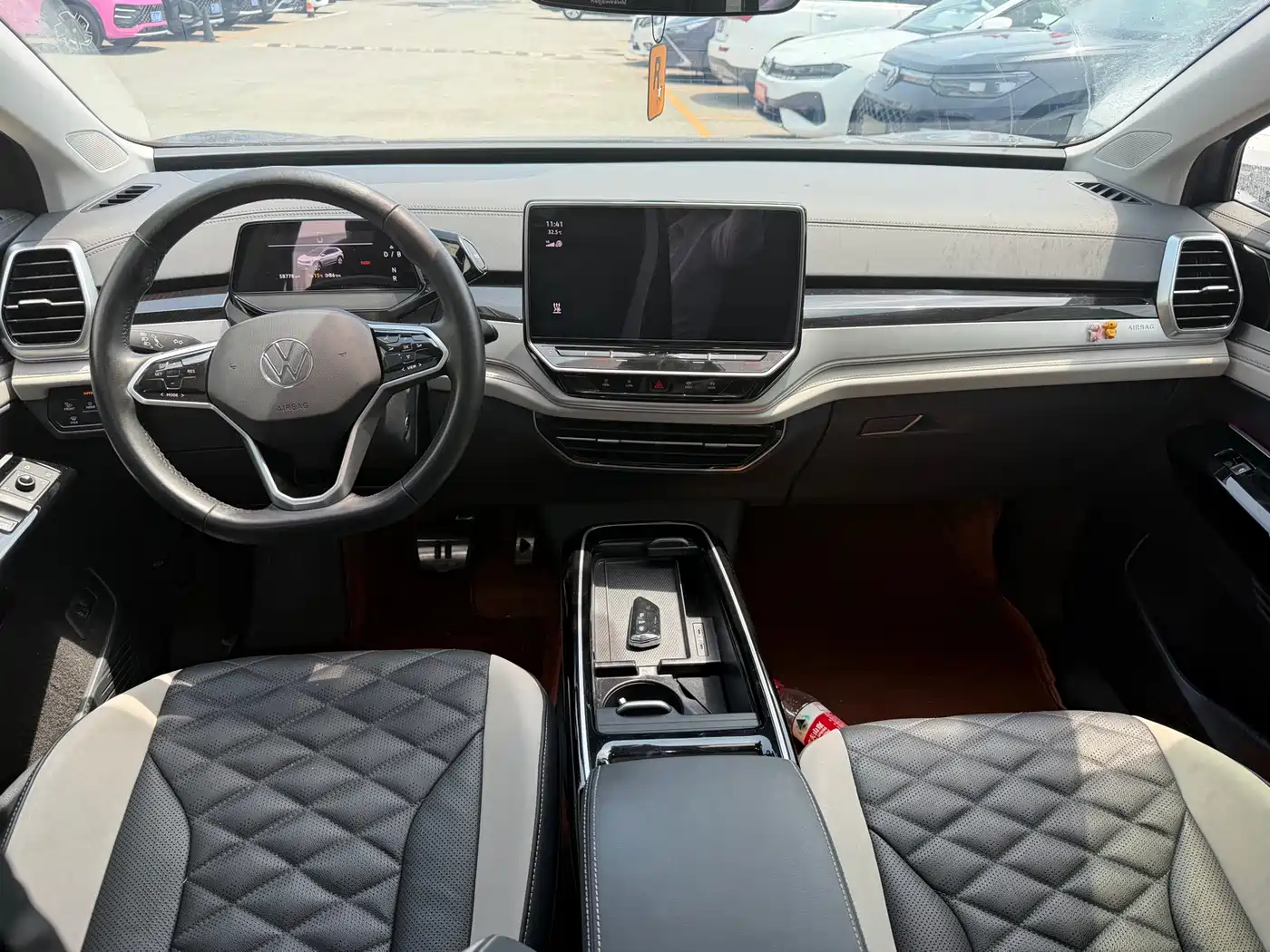 Volkswagen ID.6 CROZZ 2022 Long Range Lite PRO Version фото 6