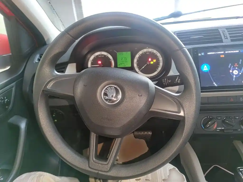 صورة 11 - Škoda Fabia