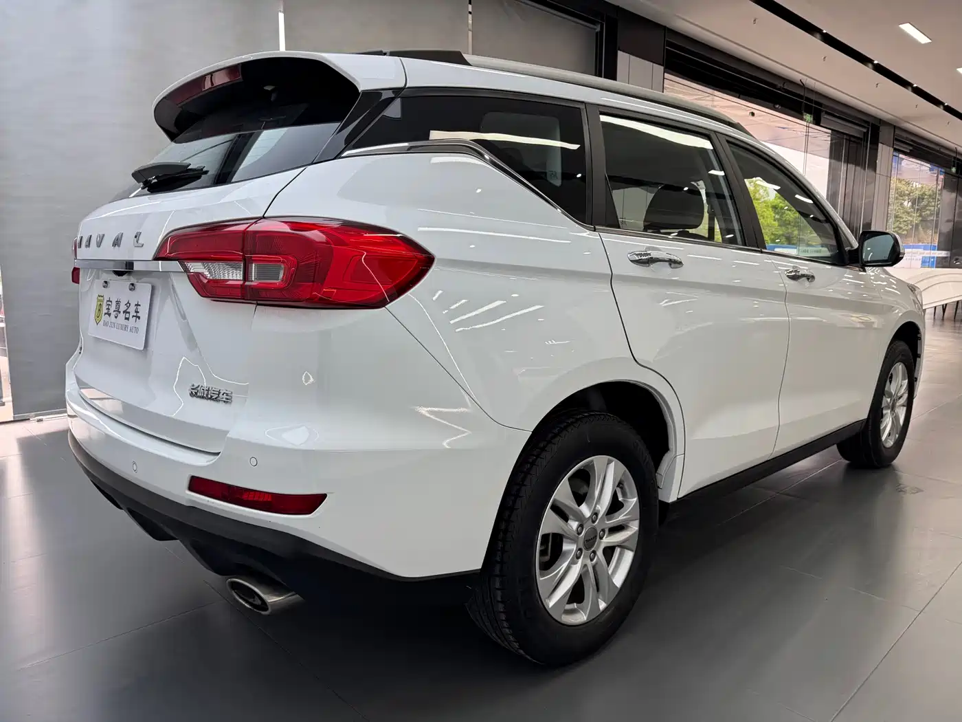 Haval M6 2018 Facelift 1.5T DCT 2WD Elite Edition фото 6