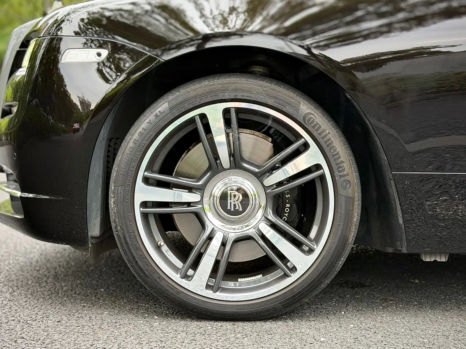 Фото 25 - Rolls-Royce Wraith