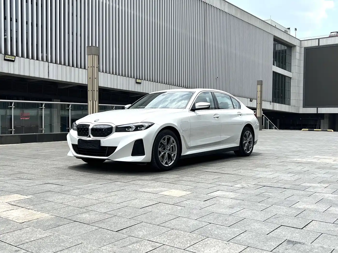 BMW i3 2024 eDrive 35 L