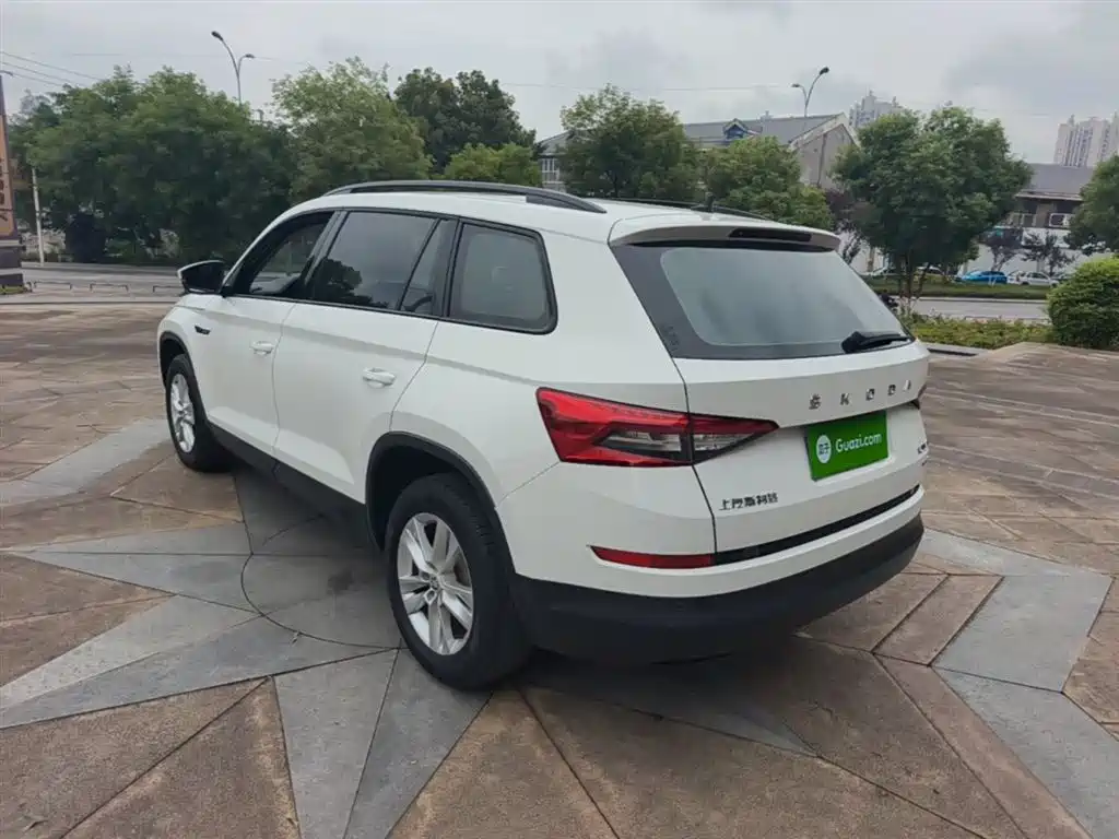 Škoda Kodiaq 2019 Facelift TSI330 5-seat 2WD Standard China VI фото 5