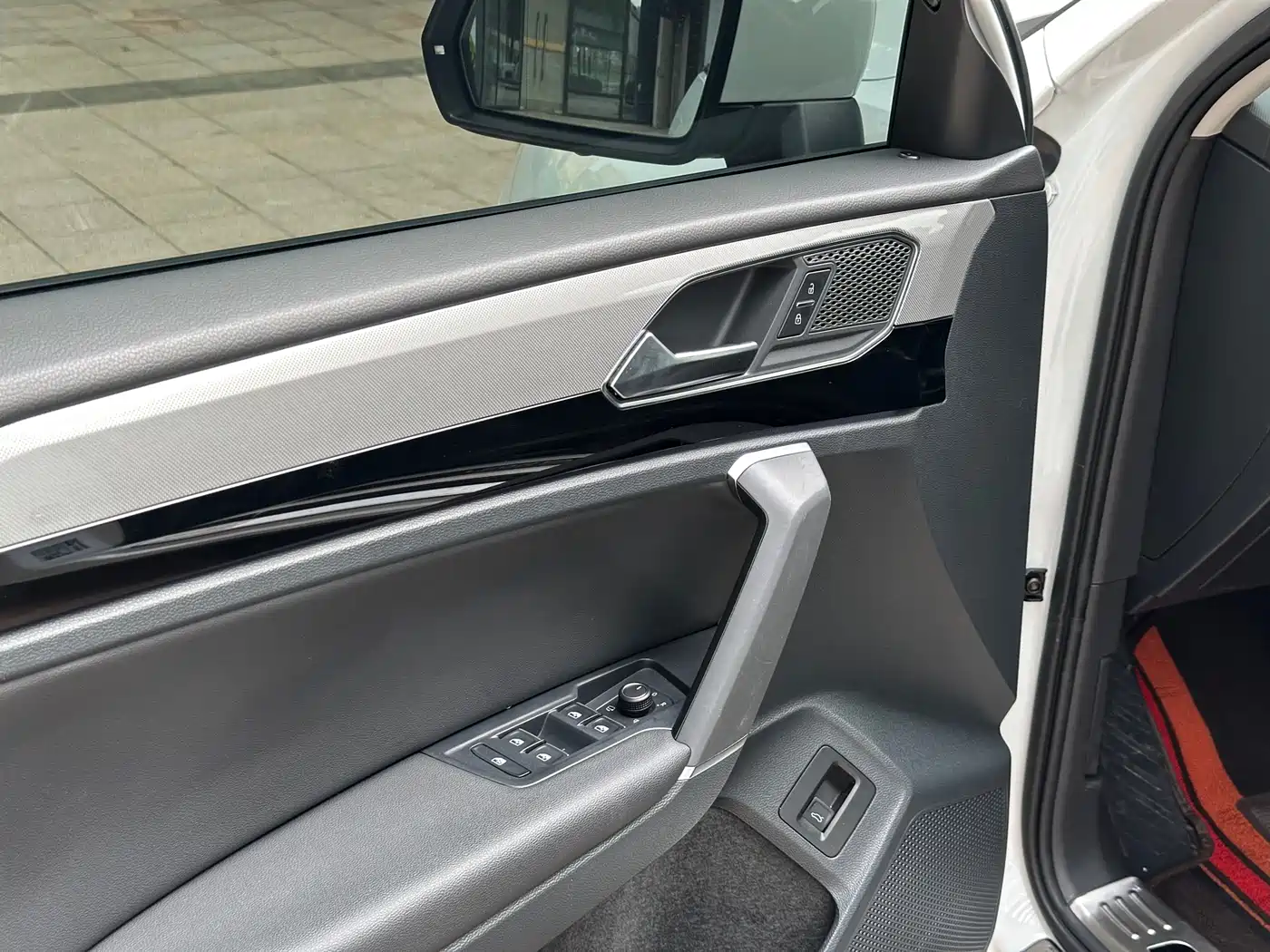 Volkswagen Tayron 2021 330TSI 2WD 3rd Anniversary Limited Edition фото 11