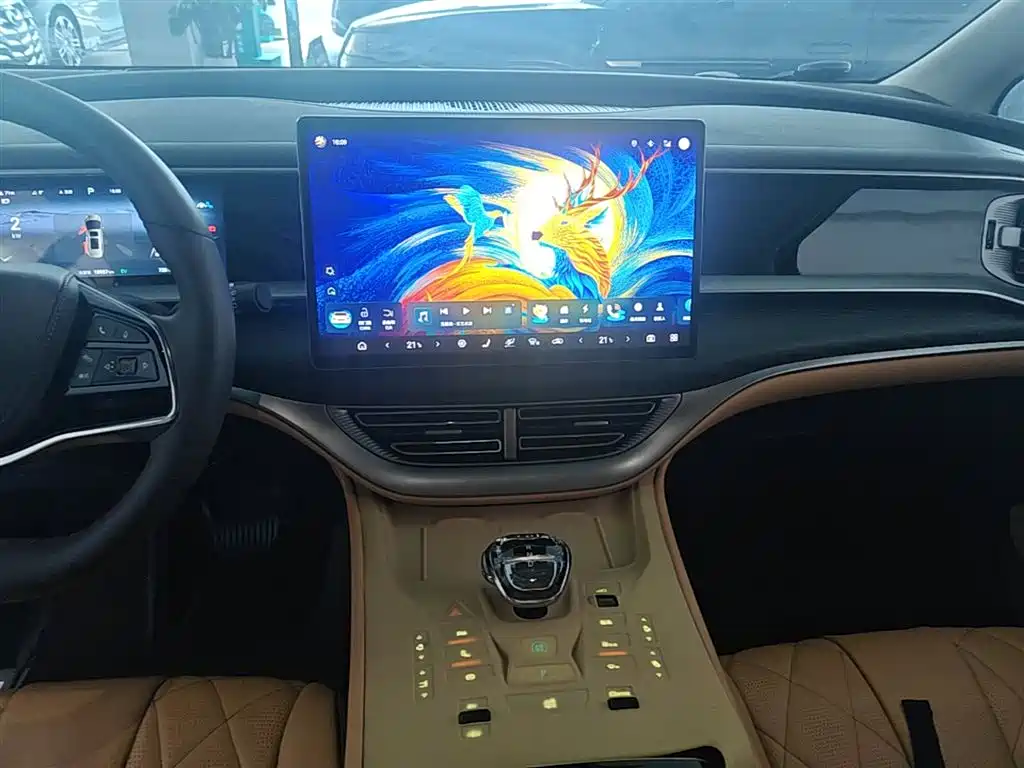 Denza D9 2024 DM-i 980 AWD Prestige фото 13