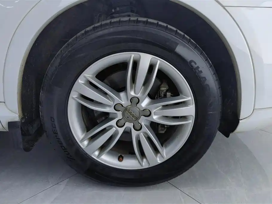 Audi Q3 2015 30 TFSI Comfort фото 6