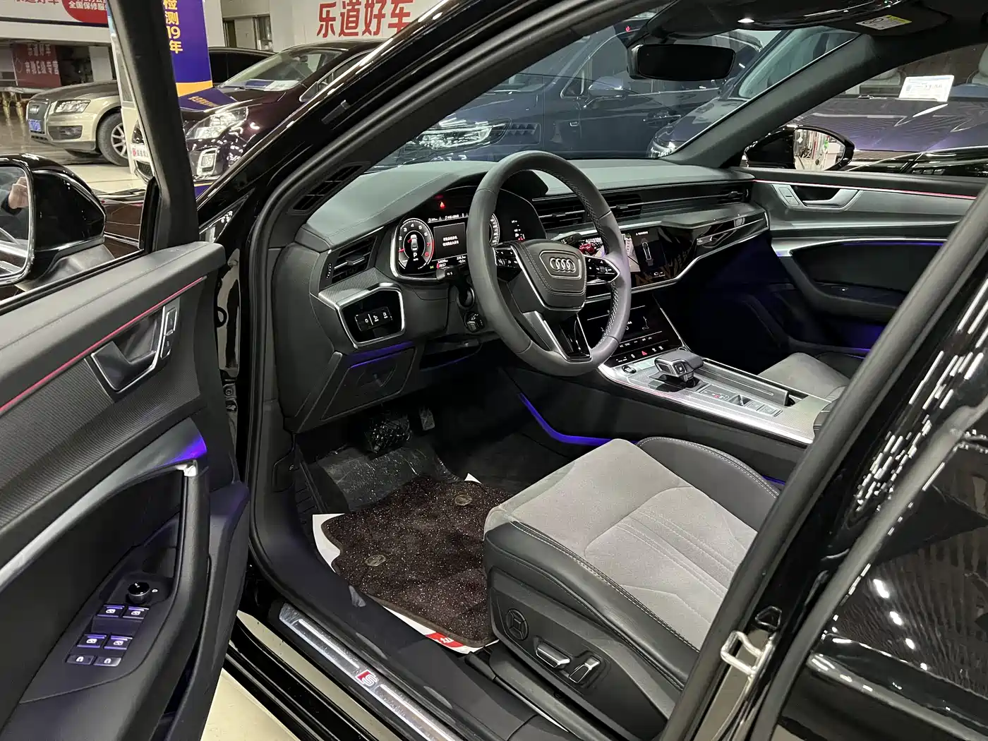 Audi A6L 2023 40 TFSI Luxury Dynamic фото 3