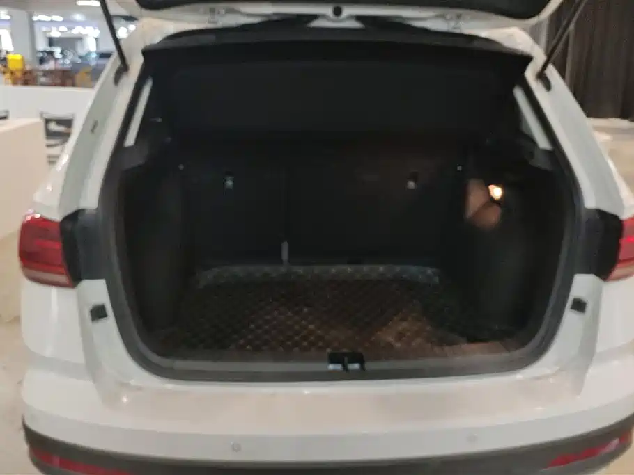 Volkswagen Tharu 2021 280TSI 2WD Luxury Plus фото 4