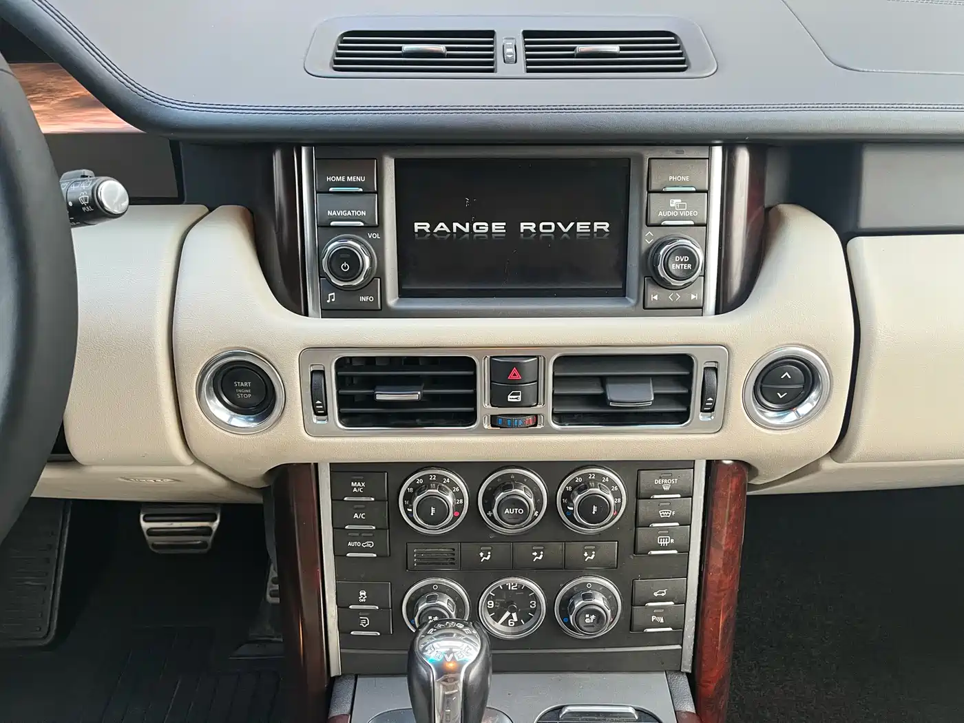 Land Rover Range Rover 2012 5.0 SC V8 фото 6