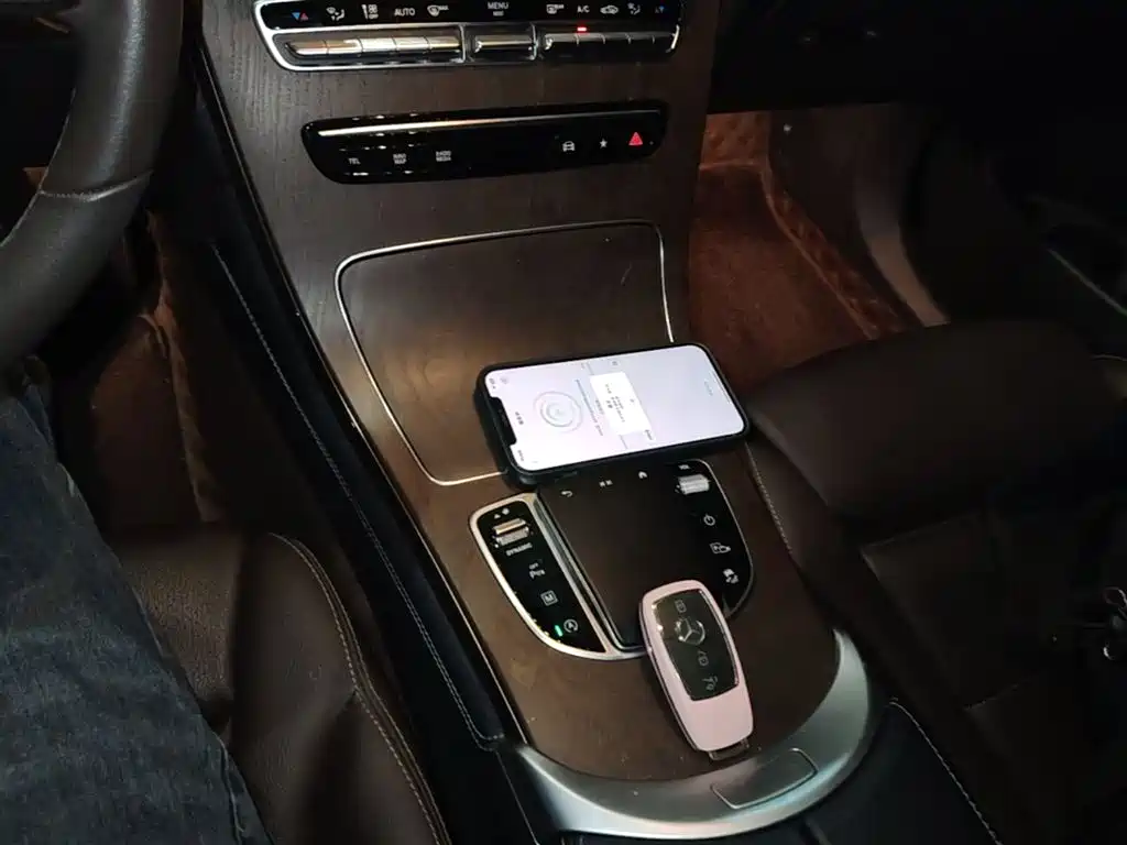 Mercedes-Benz GLC 2021 GLC 260 L 4MATIC Luxury фото 14