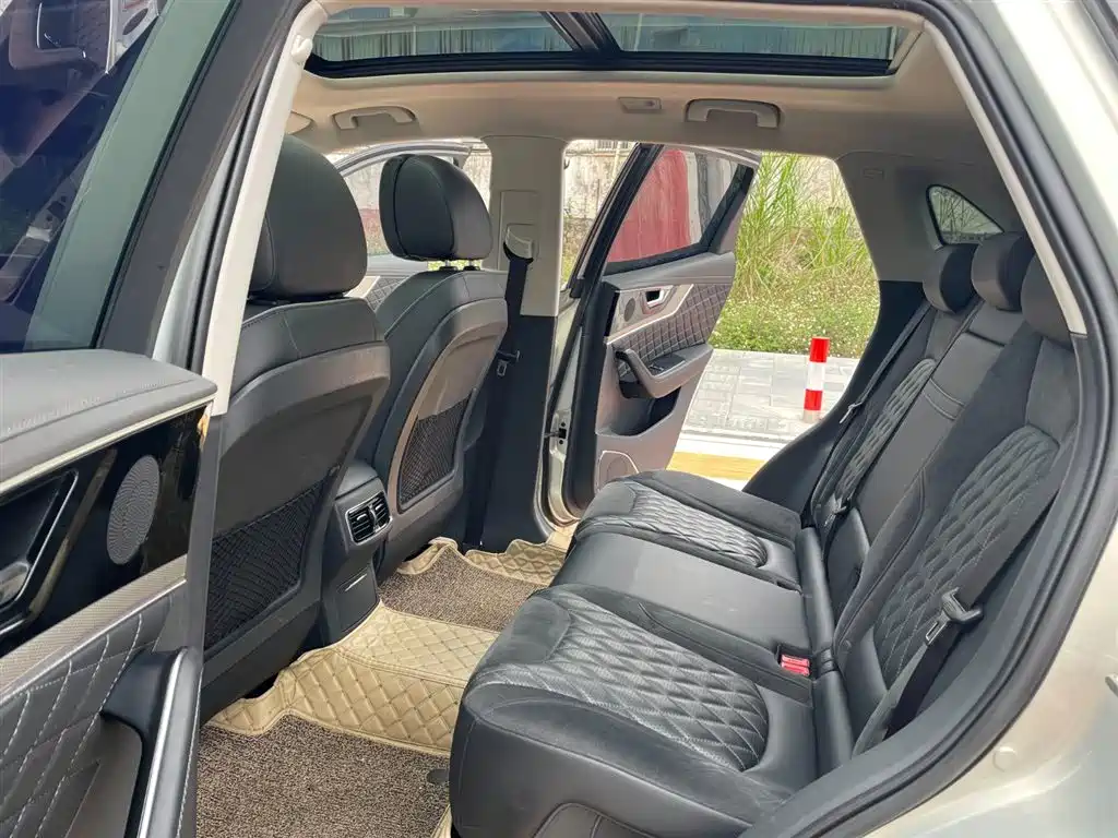Hongqi HS5 2019 2.0T Smart Connect Enjoy 4WD Edition фото 9