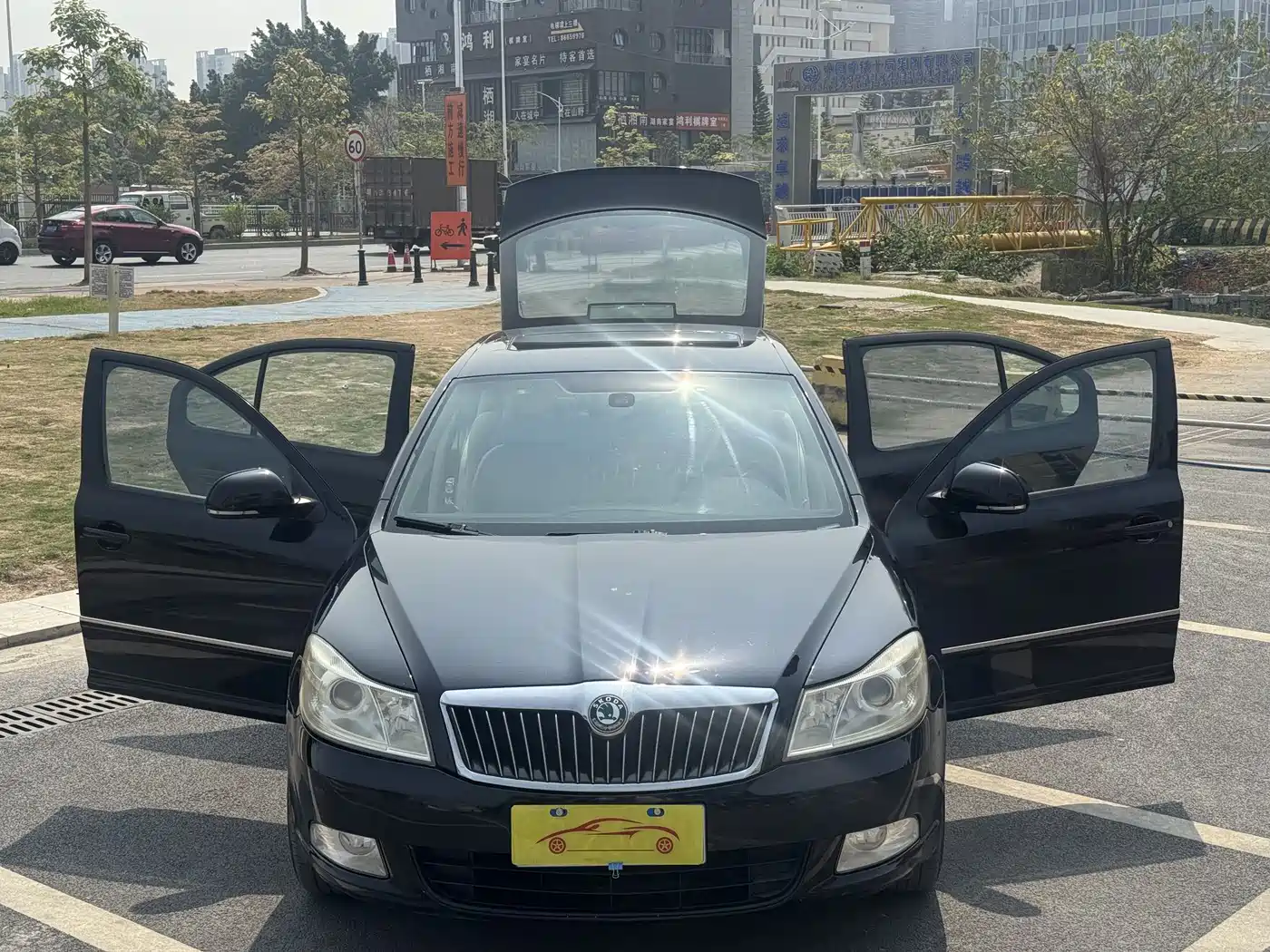Škoda Octavia 2013 1.8TSI DSG Prestige Edition фото 4