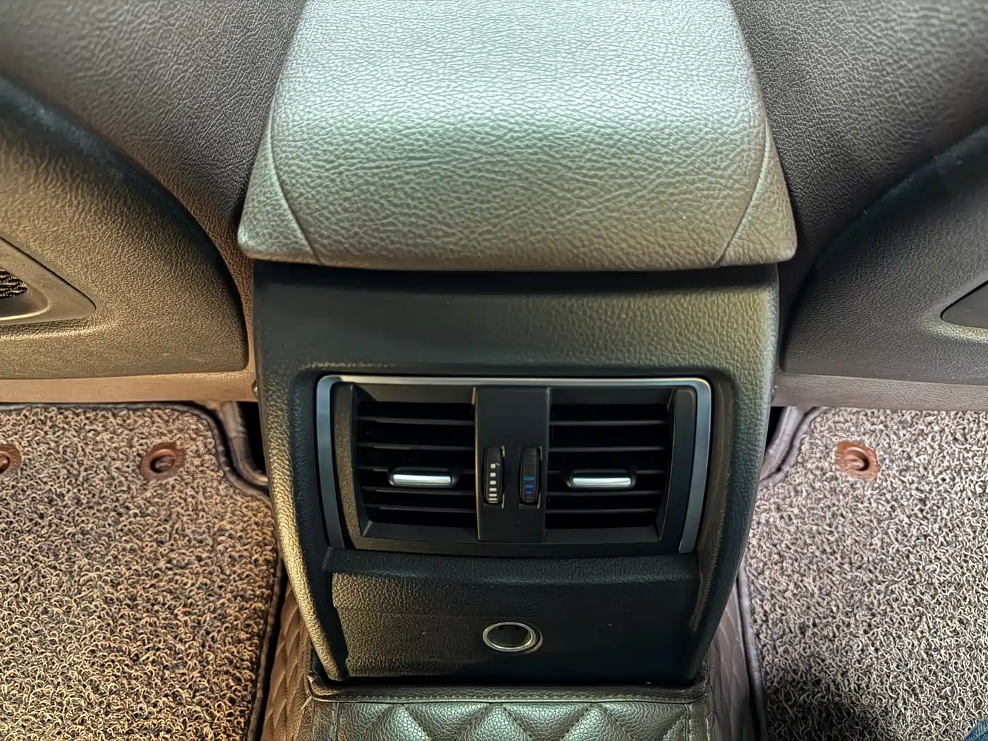 BMW 3 Series 2018 320Li Leading M Sport Package фото 14
