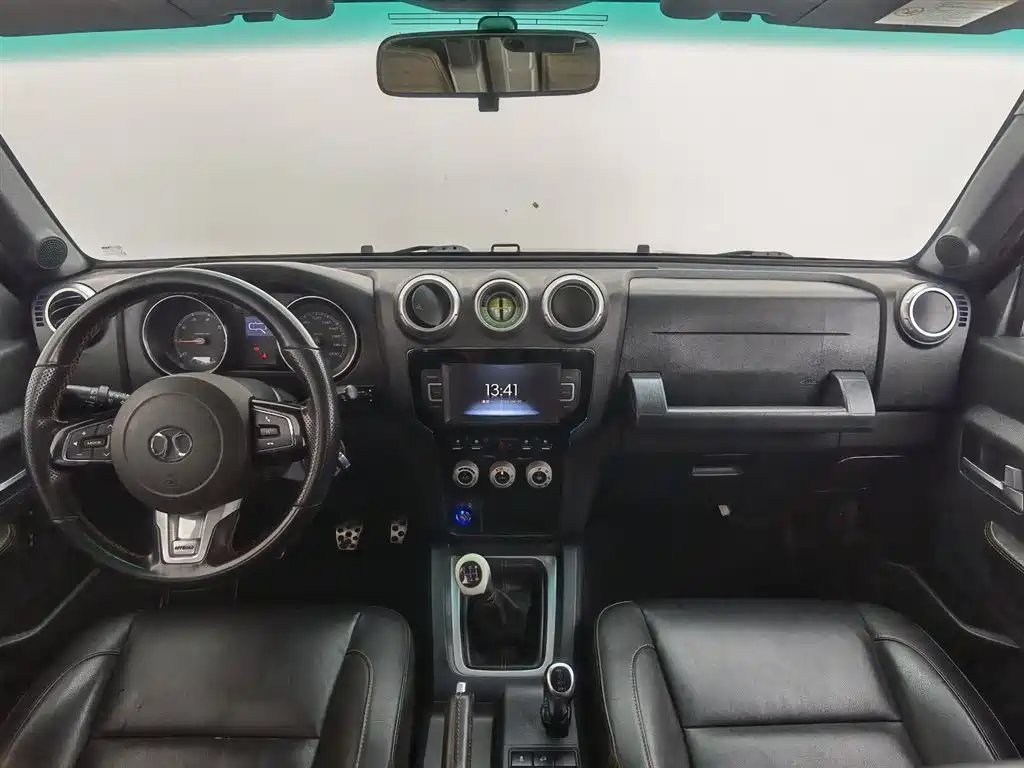 BAIC ORV Beijing Offroad BJ40 2016 Model 40L 2.0T Manual 4WD Premium фото 5