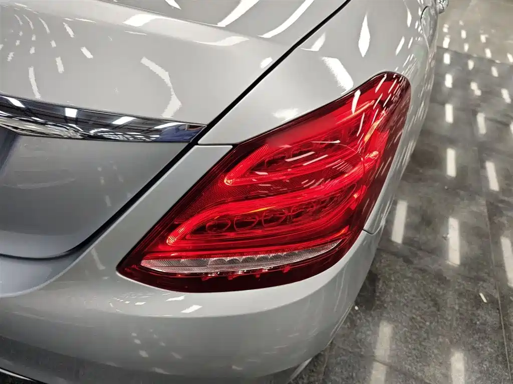 Mercedes-Benz C-Class 2016 C 200 L Sport фото 24