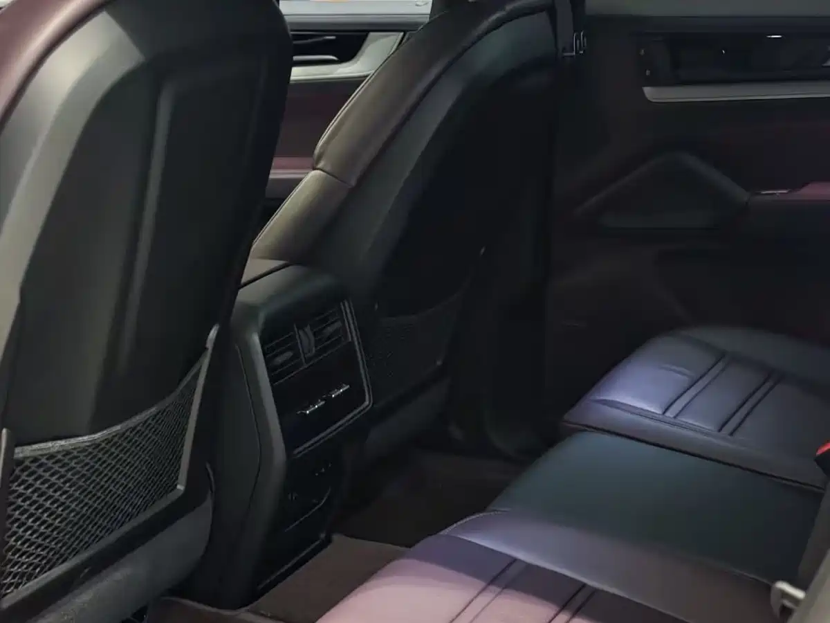 Porsche Cayenne 2024 Cayenne 3.0T фото 17