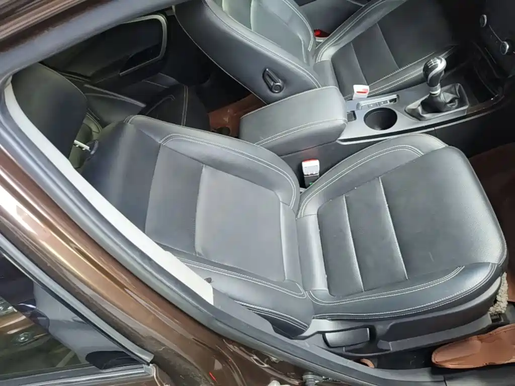 BAIC Huansu S6 2016 2016 1.5T Manual Leading Style
