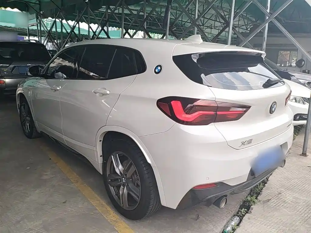 BMW X2 2023 sDrive25i M Sport Shadow Edition фото 5