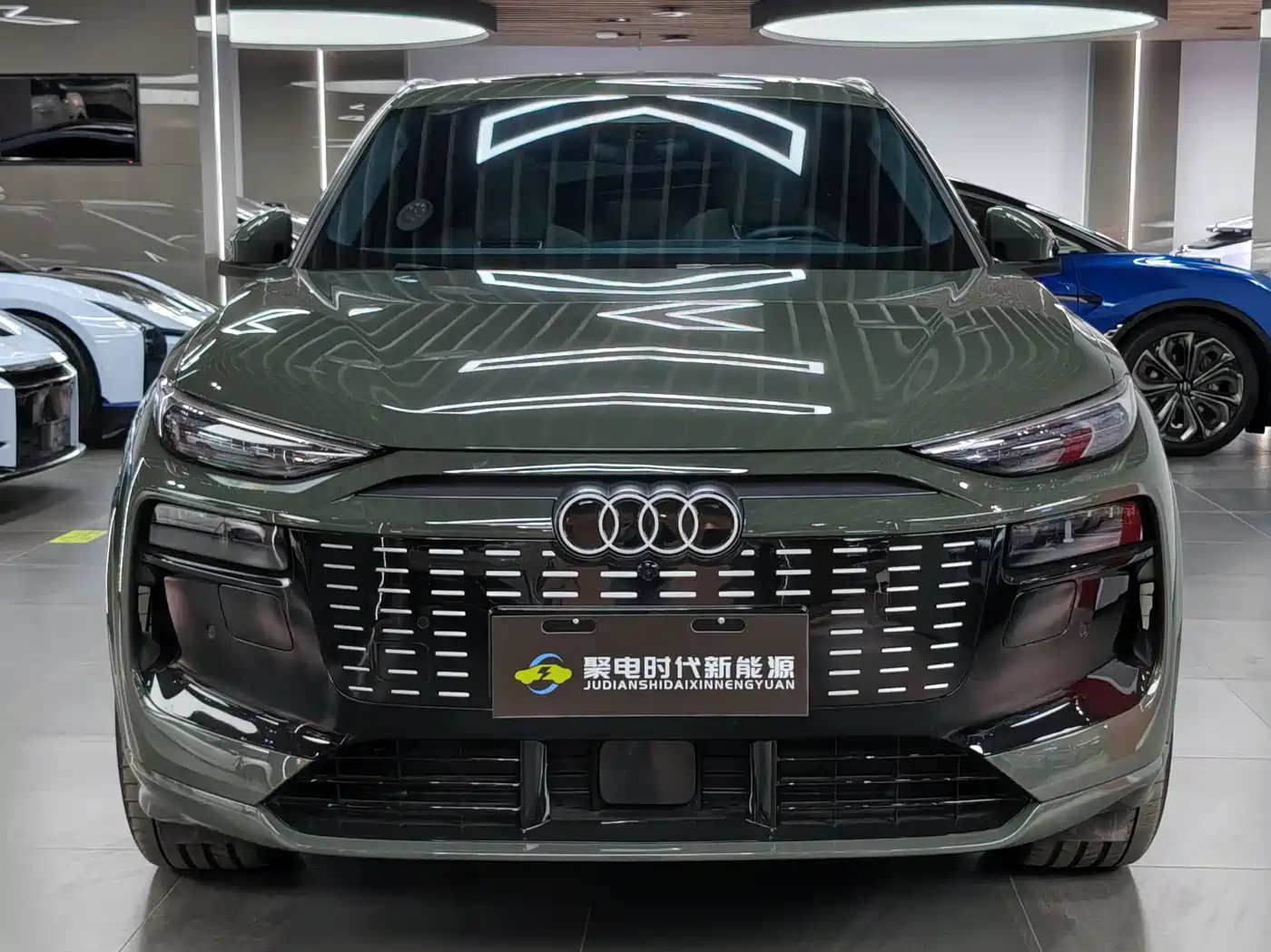 Audi Q6L e-tron 2025 Extended Range Edition фото 2
