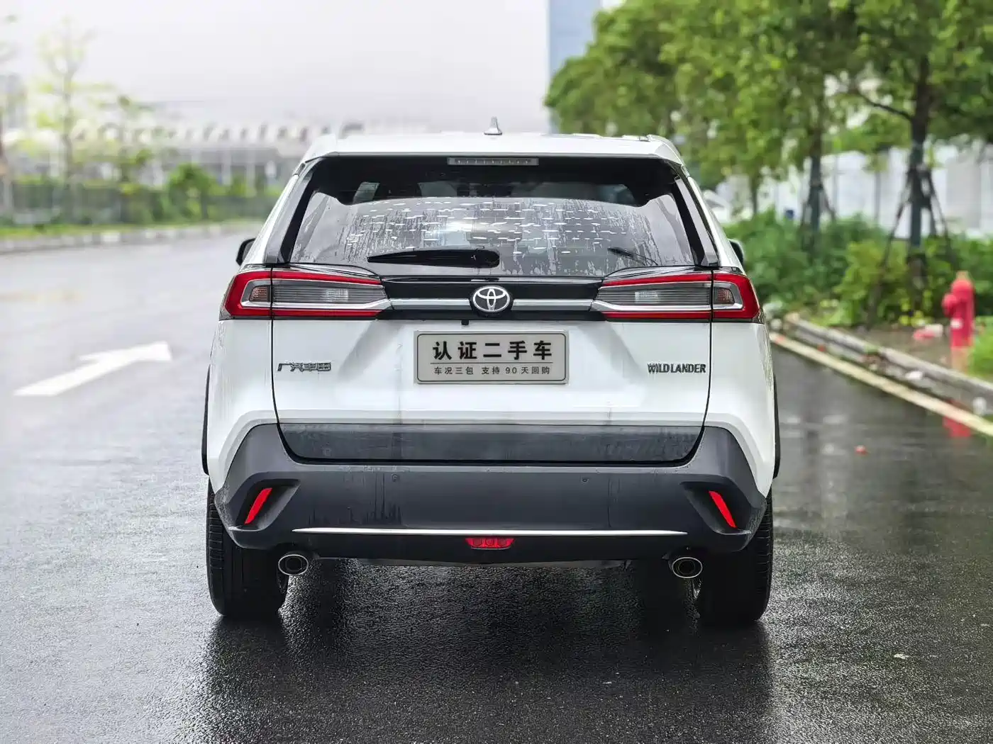 Toyota Wildlander 2022 2.0L CVT FWD Luxury Edition фото 8