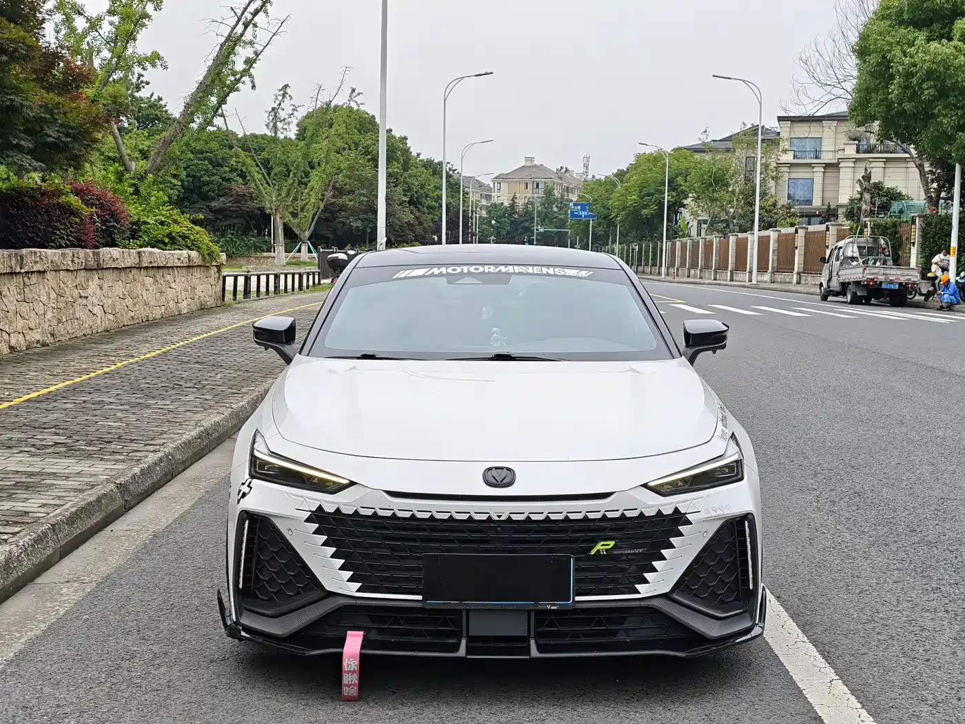 CHANGAN UNI-V