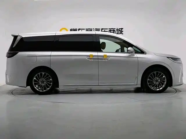 Voyah Auto Voyah Dreamer 2022 Low-carbon Dream+Smart Package фото 5