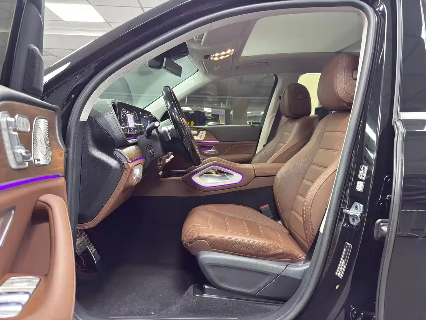 MERCEDES-BENZ GLS