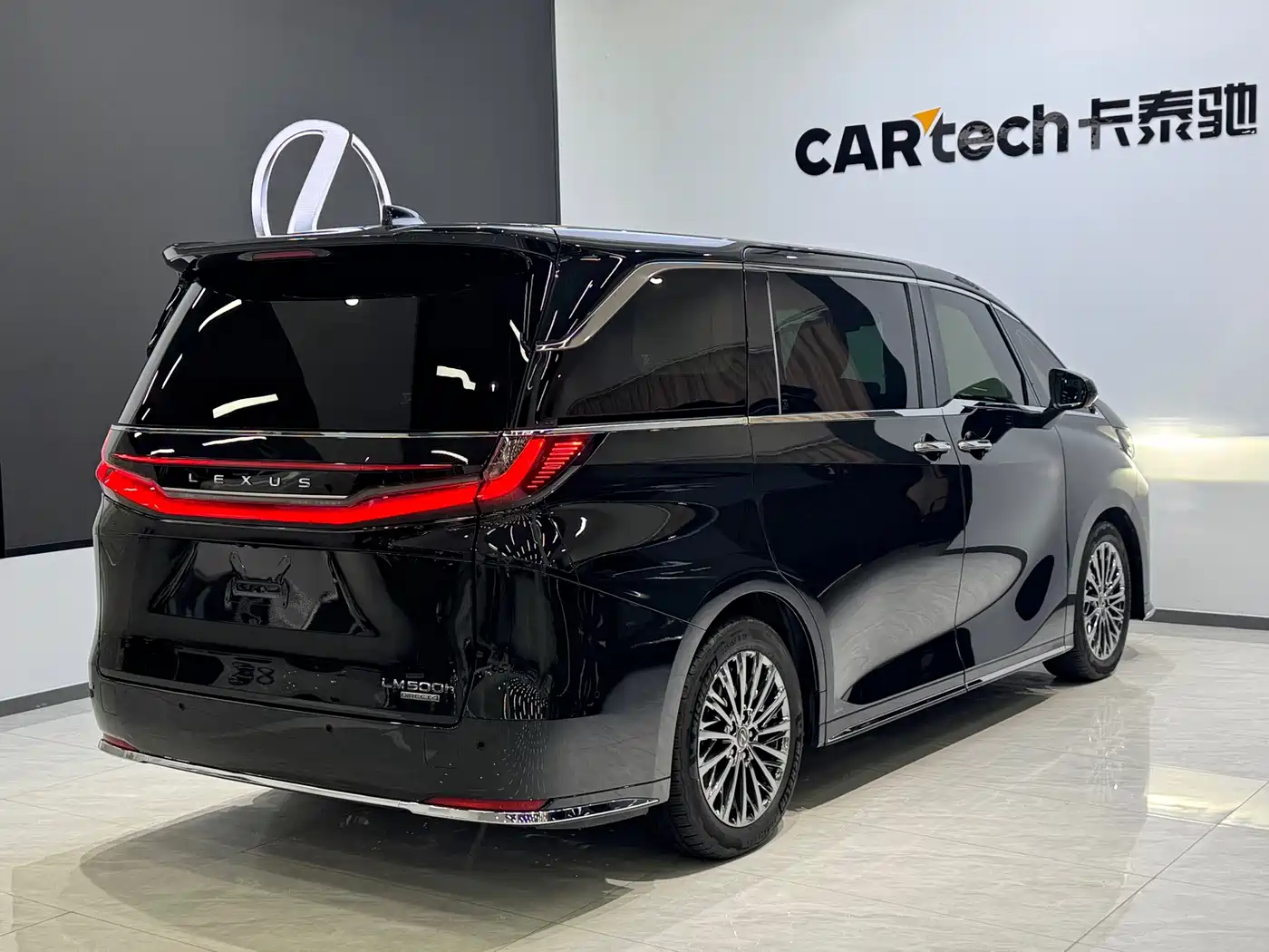Lexus LM 2025 2023 500h 6-Seater Prestige Edition