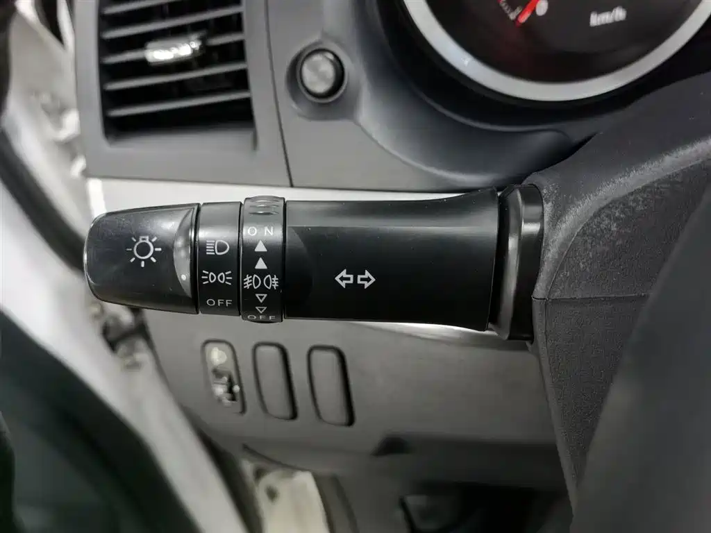 Mitsubishi Lancer EX 2015 1.8L Manual Premium Edition China V фото 21