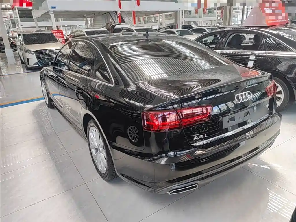 Audi A6L 2018 30th Anniversary 35 TFSI Fashion фото 5