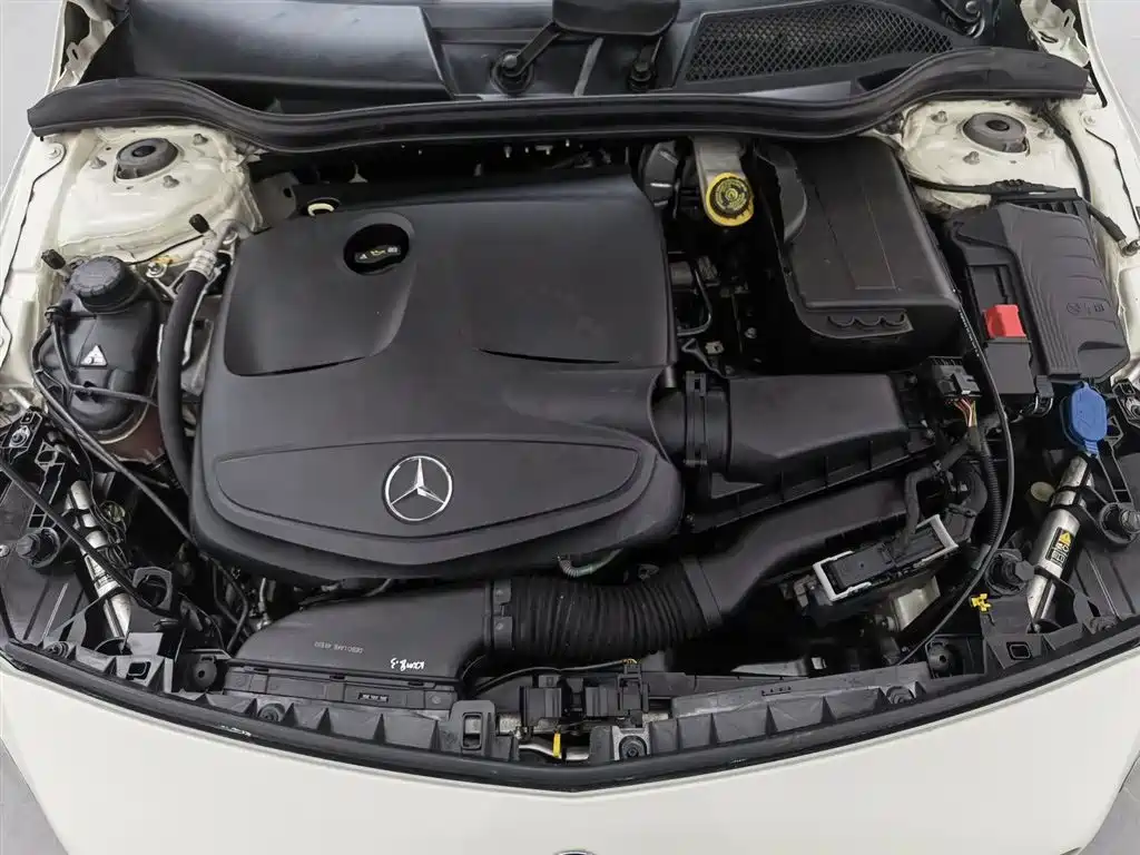 Mercedes-Benz A-Class (Import) 2015 A 180 фото 6