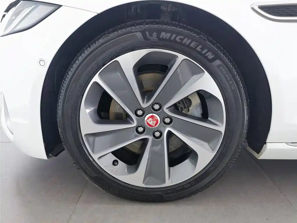 Jaguar XFL 2021 XFL 2.0T P200 2WD Elite Luxury Edition фото 17