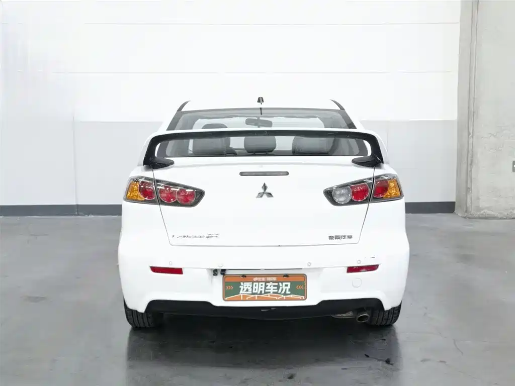 Mitsubishi Lancer EX 2015 1.8L Manual Premium Edition China V фото 4