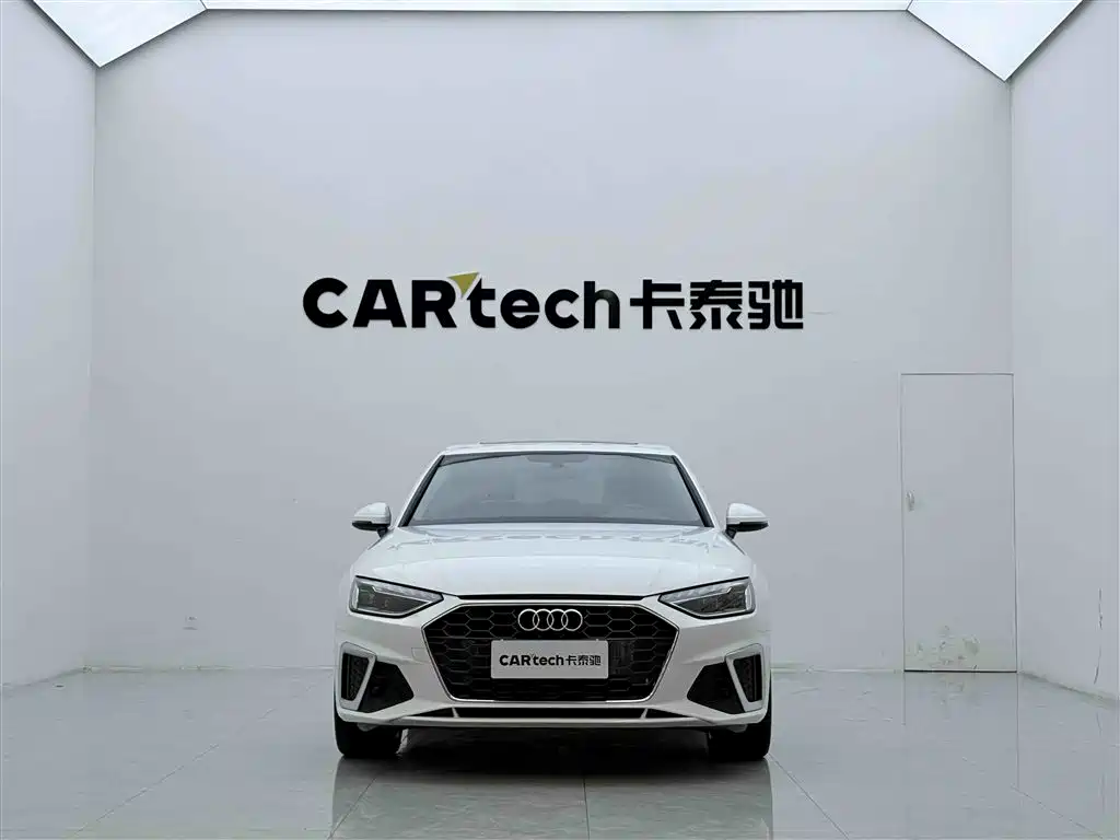 Audi A4L 2022 40 TFSI Luxury Dynamic фото 3
