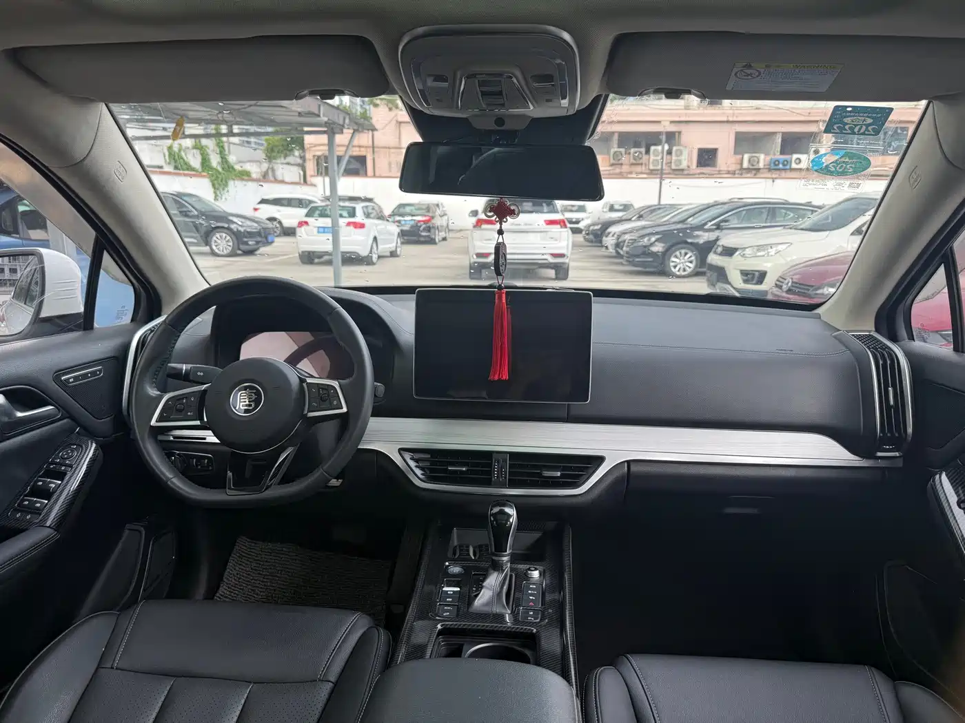 BYD Tang 2018 2018 2.0T Automatic Smart Connection Honor Edition 7-Seater China V