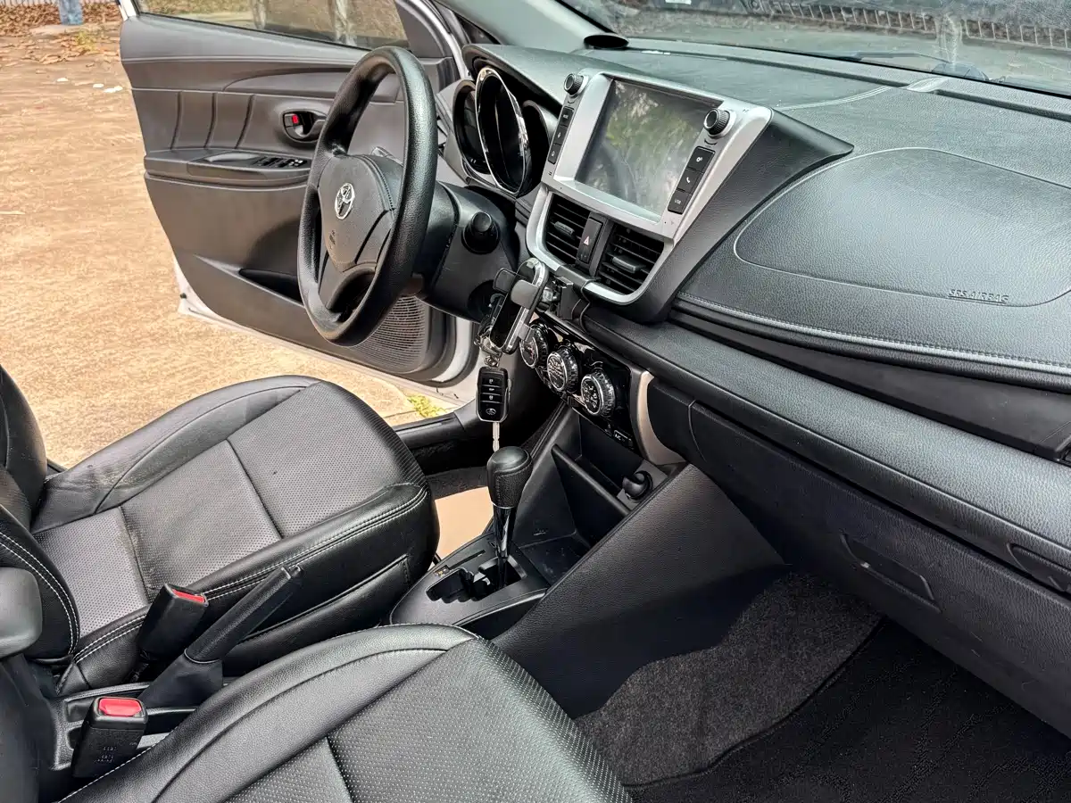 Toyota YARiS L Zhi Xiang 2018 1.5E CVT Champion Limited Edition фото 9