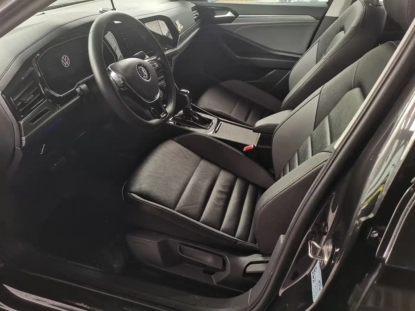 Volkswagen Sagitar 2021 280TSI DSG Comfort Smart Connect Edition фото 4
