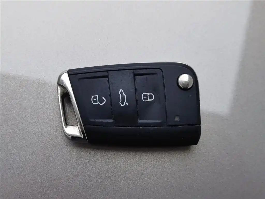 Volkswagen Bora 2023 200TSI DSG Yuexing Edition фото 19
