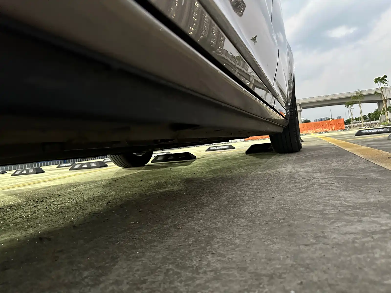 Фото 37 - Roewe iMAX8 EV