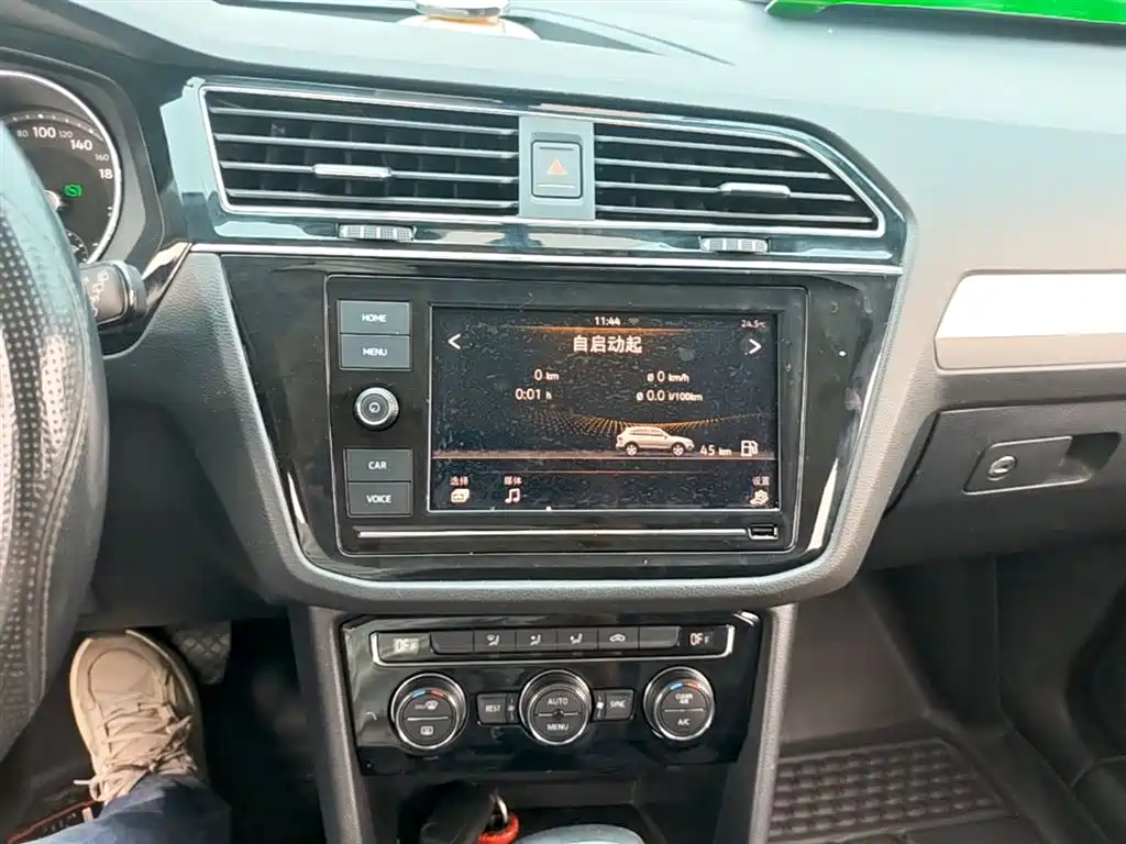 Volkswagen Tiguan L 2019 330TSI Automatic 2WD Panorama Comfort Edition China VI фото 13
