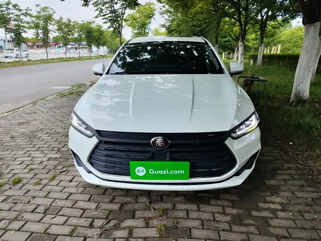BYD Qin Pro 2018 1.5TI Automatic Smart Connected Premium Edition фото 3