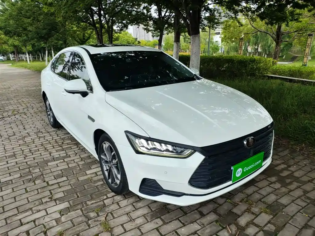 BYD Qin Pro 2018 1.5TI Automatic Smart Connected Premium Edition фото 4