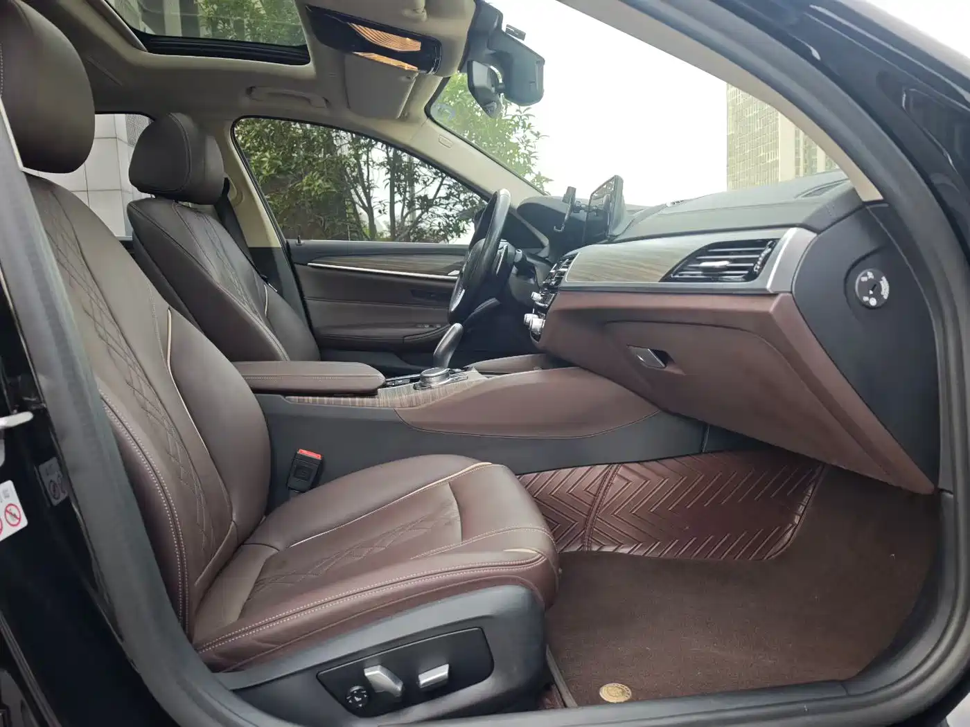BMW 5 Series 2019 Facelift 530Li xDrive Luxury Package фото 8